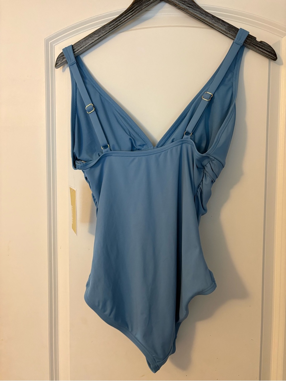 Michael Kors Sky Blue One Piece Swimsuit
NEW - Picture 4 of 9